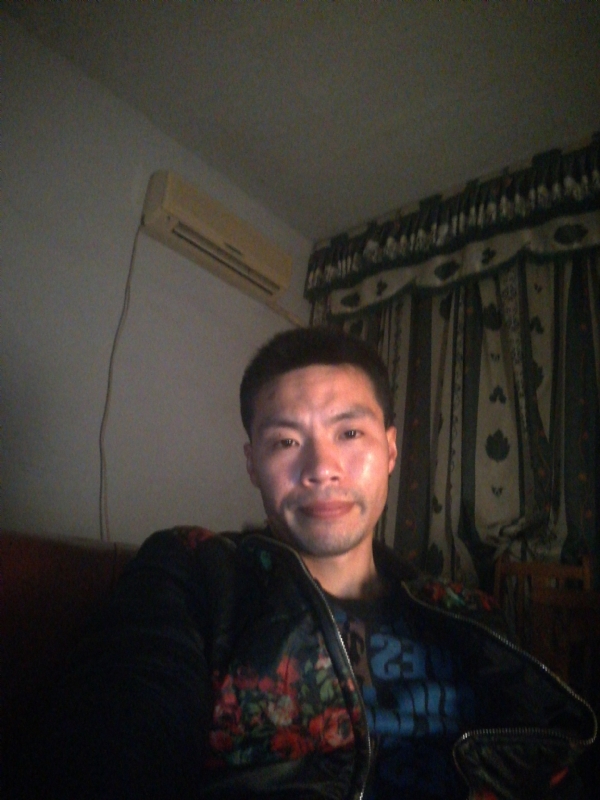 性情男儿的第一张照片--尤溪相亲网