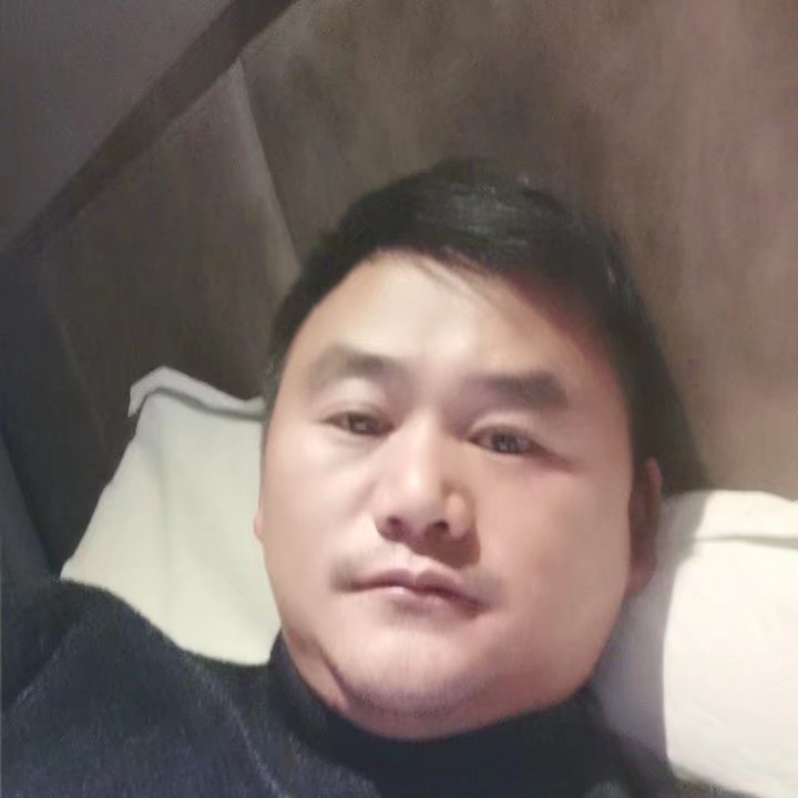 奔跑的第三张照片--尤溪相亲网