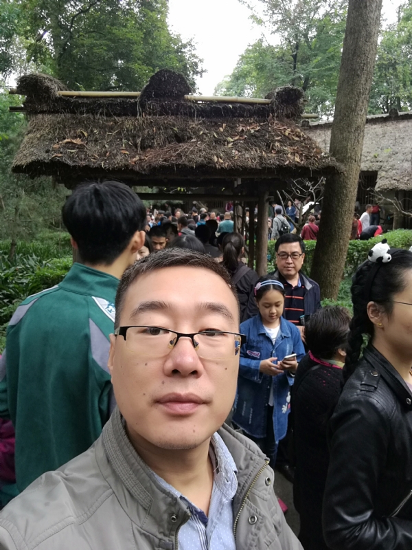 撑起一片天的第一张照片--尤溪相亲网