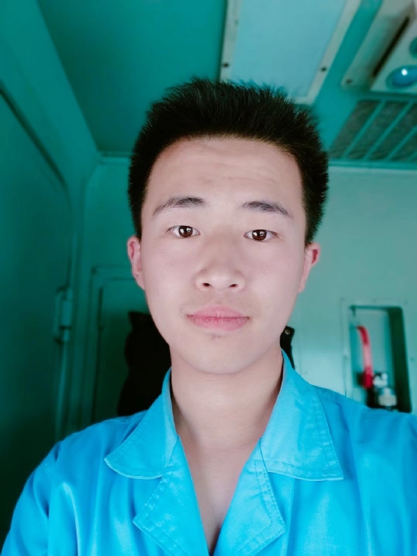 生而为人的第三张照片--尤溪相亲网