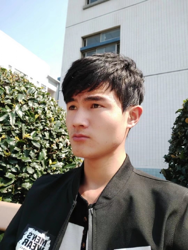 阳光男孩的第四张照片--尤溪相亲网
