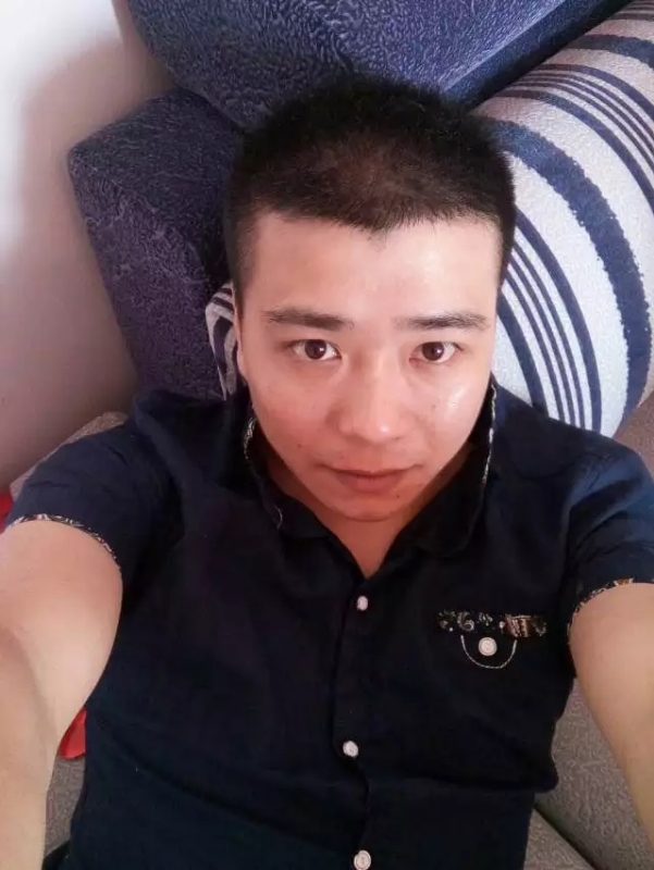 漫步的面包的第一张照片--尤溪相亲网