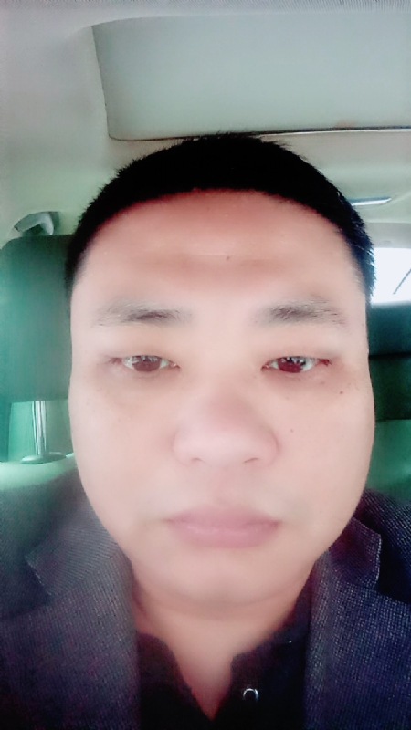 向日葵的第一张照片--尤溪相亲网